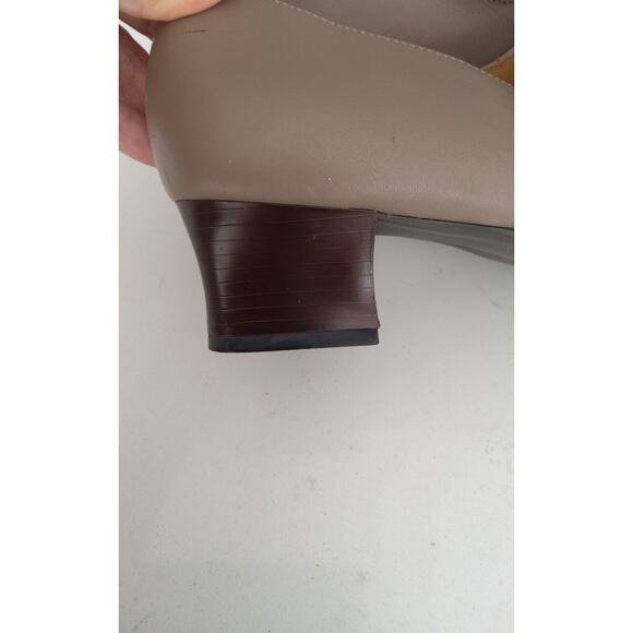 Womens leather Mary Jane style block heel Made in USA size 10 comfort bone color - Picture 6 of 10